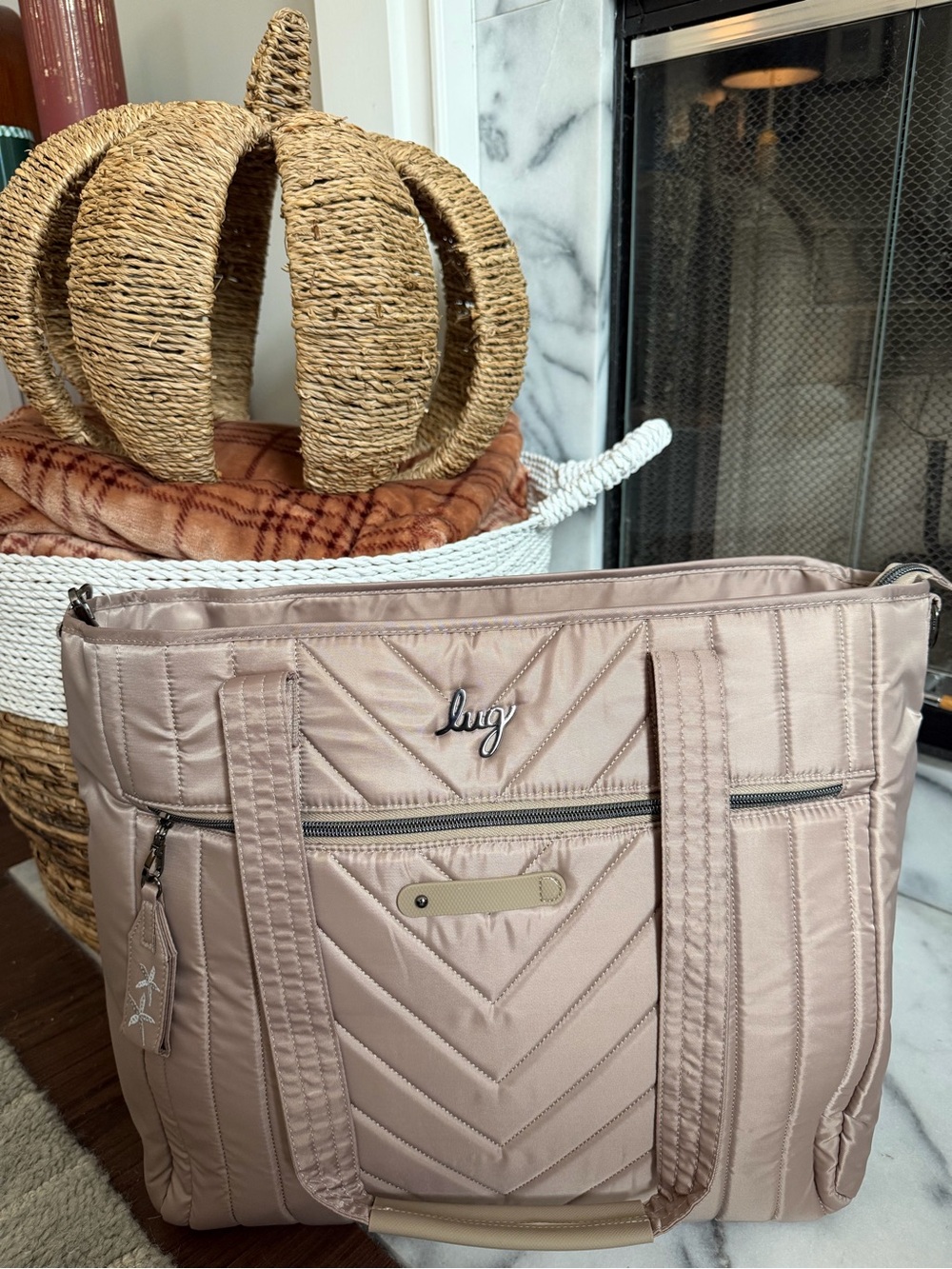 Lug Paddle Tote - SOUGHT AFTER Sand Taupe with Seashore Interior